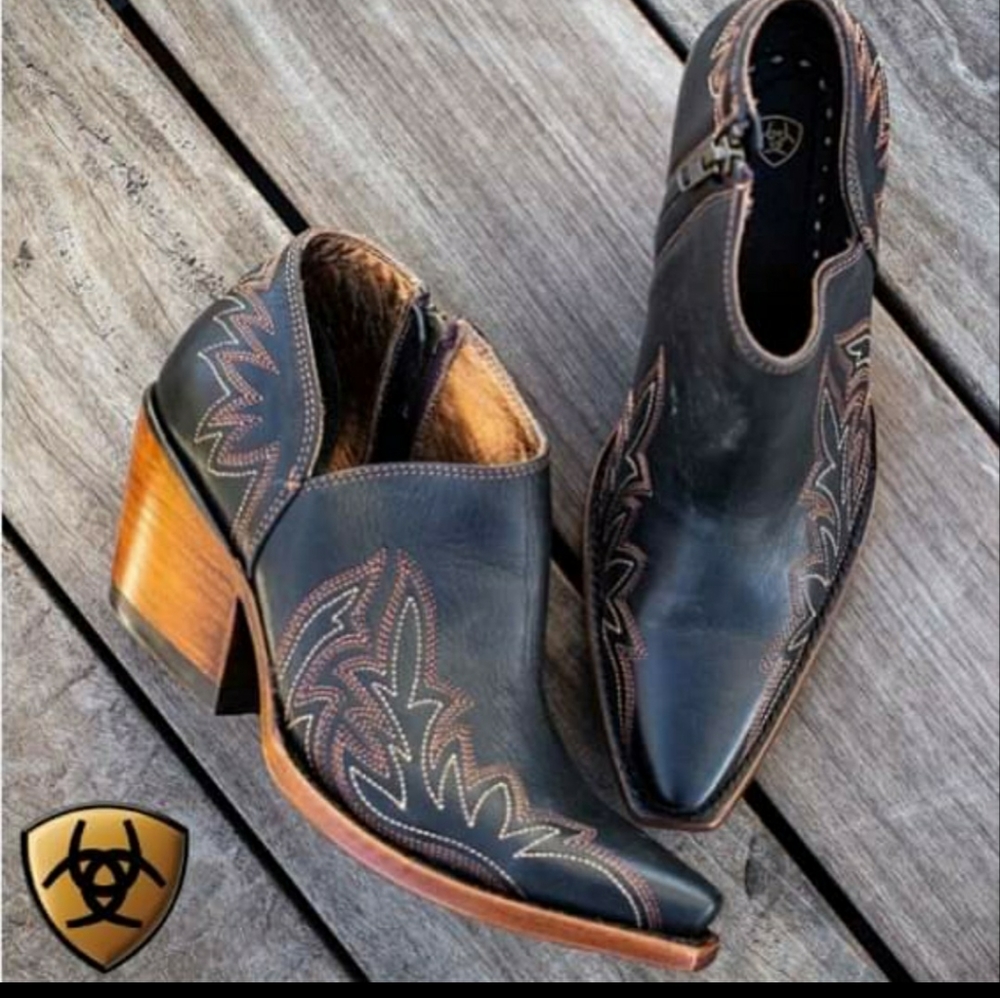 Ariat Jolene Black Leather Boot 7B
